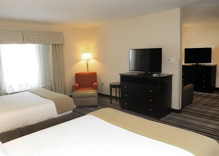 Holiday Inn Express & Suites Cambridge By Ihg