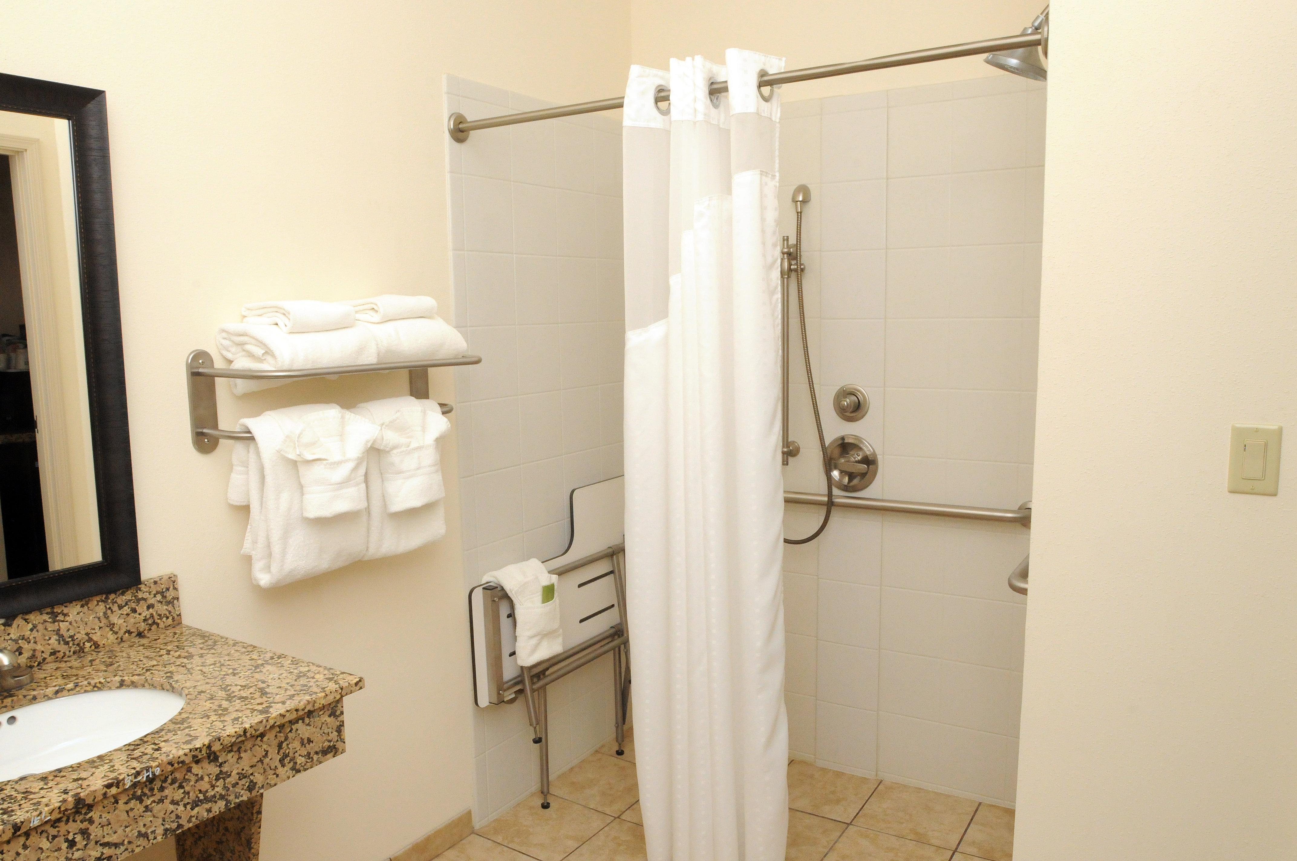 Express & By Ihg Hotel Cambridge