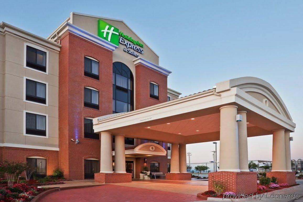 Express & By Ihg 2*